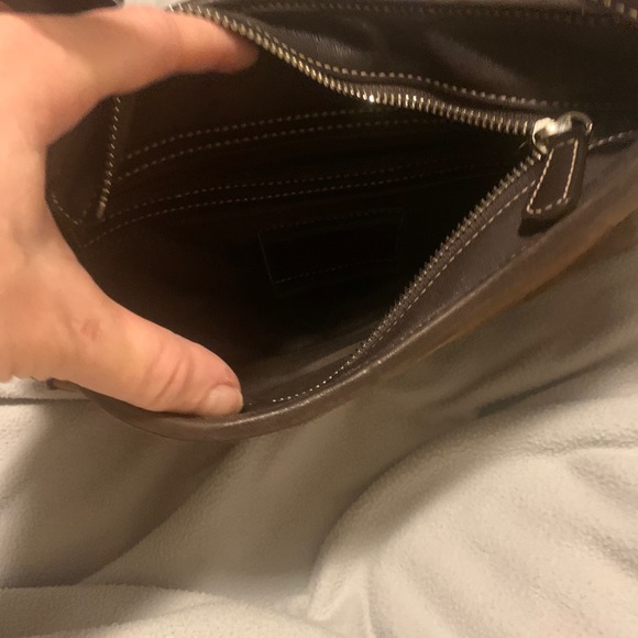 Coach Hampton brown leather and suede baguette bag - Picture 8 of 14